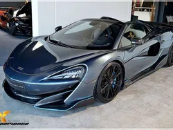 Grau Gebraucht 2021 McLaren 600LT Spider Cabrio | € 319.900
