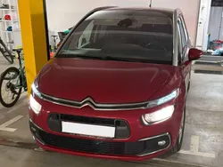 Rot Gebraucht 2020 Citroën C4 SpaceTourer Van / Kleinbus | € 18.990 (Guter Preis)