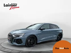 Mittelgrau metallic Gebraucht 2024 Audi RS3 Sportback Ambiente Kleinwagen | € 89.980 (Teuer)