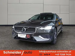 Grau Gebraucht 2021 Volvo V60 Inscription Kombi | € 29.888 (Guter Preis)