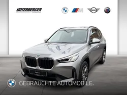 Grau Neu 2024 BMW X1 Shadowline SUV | € 39.790 (Superpreis)