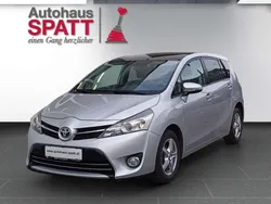 Silber Gebraucht 2014 Toyota Verso Active Van / Kleinbus | € 10.888 (Etwas zu teuer)