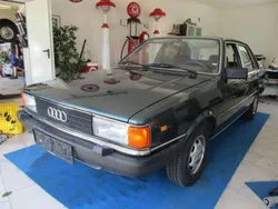 Grün Gebraucht 1981 Audi 80 Limousine | € 7.800