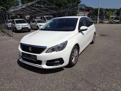 Weiß Gebraucht 2020 Peugeot 308 S Kombi | € 12.480 (Superpreis)