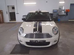 Weiß Gebraucht 2013 Mini ONE Kleinwagen | € 5.990 (Fairer Preis)