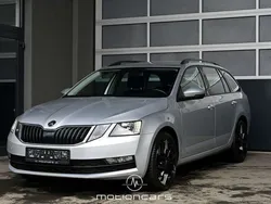 Silber Gebraucht 2020 Skoda Octavia Ambition Kombi | € 12.380 (Guter Preis)
