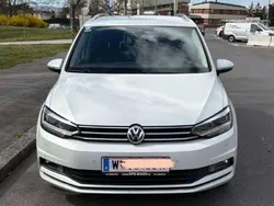 Weiß Gebraucht 2016 VW Touran Highline Van / Kleinbus | € 15.700 (Guter Preis)