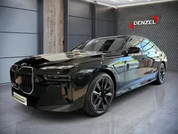 Saphirschwarz metall Gebraucht 2025 BMW 740 Efficient Dynamics Limousine | € 139.450