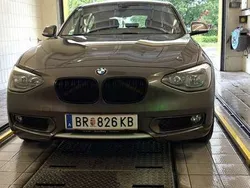 Braun Gebraucht 2012 BMW 116 Urban Line Kleinwagen | € 8.500
