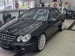 Gebraucht 2009 Mercedes CLK200 Avantgarde Cabrio | € 18.900