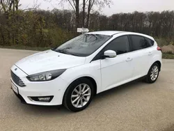 Weiß Gebraucht 2018 Ford Focus Titanium Limousine | € 12.490 (Guter Preis)