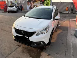 Weiß Gebraucht 2016 Peugeot 2008 S SUV | € 7.999 (Guter Preis)