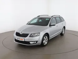 Grau Gebraucht 2017 Skoda Octavia Ambition Kombi | € 15.090 (Fairer Preis)