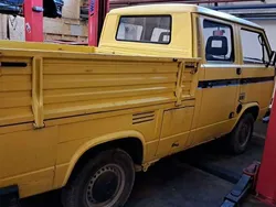 Gelb Gebraucht 1985 VW T3 Van | € 6.499