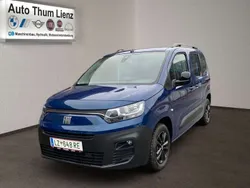 Blau Gebraucht 2022 Fiat e-Doblò Van / Kleinbus | € 34.380