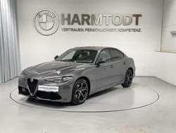 Grau Gebraucht 2020 Alfa Romeo Giulia Tech Edition Limousine | € 31.900 (Fairer Preis)