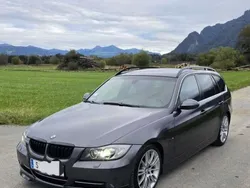 Grau Gebraucht 2007 BMW 335 Kombi | € 9.500