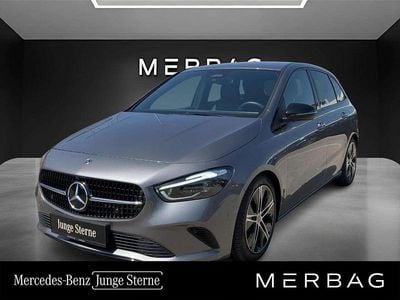 Grau Gebraucht 2024 Mercedes 220 Edition Limousine | € 36.990 (Guter Preis)