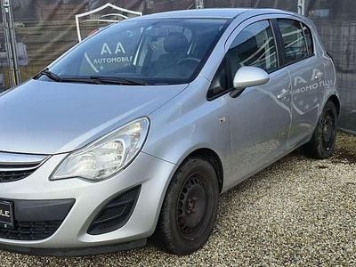 Gebraucht Opel Corsa Edition 69 PS (50 kW) 2012 Silber Limousine