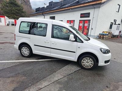 Weiß Gebraucht 2013 VW Caddy Trendline Van / Kleinbus | € 5.100 (Guter Preis)