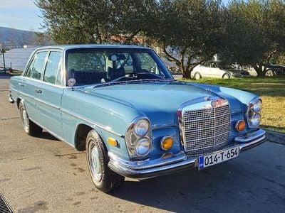 Blau Gebraucht 1971 Mercedes W108 Limousine | € 25.000