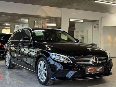 Gebraucht Mercedes C180 122 PS (89 kW) 2021 Schwarz Kombi