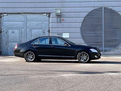 Gebraucht Mercedes S500 387 PS (284 kW) 2008 Schwarz Limousine