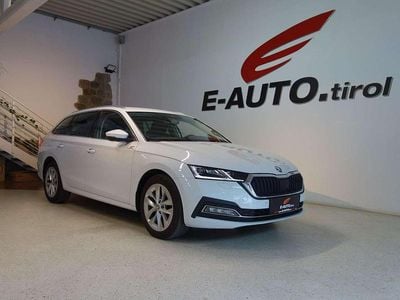Weiß Gebraucht 2022 Skoda Octavia Sport Kombi | € 23.888 (Fairer Preis)