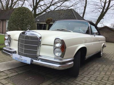 Weiß Gebraucht 1969 Mercedes 280 SE Cabrio | € 179.500