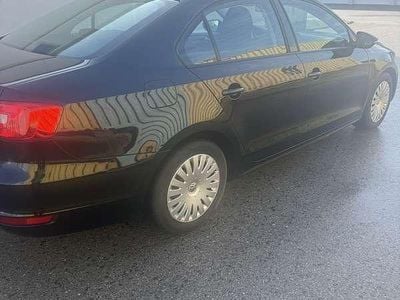 Gebraucht VW Jetta Comfortline 105 PS (77 kW) 2012 Limousine