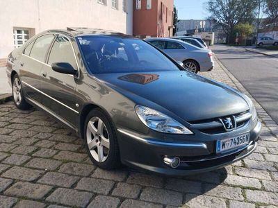 Peugeot 607