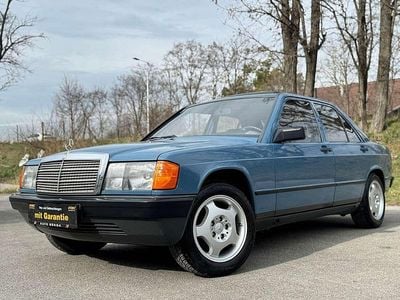 Blau Gebraucht 1983 Mercedes 190 Limousine | € 14.900