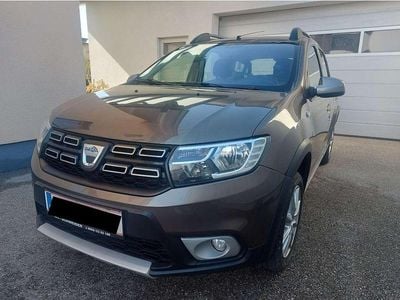 Braun Gebraucht 2017 Dacia Sandero Stepway Kleinwagen | € 6.900 (Fairer Preis)