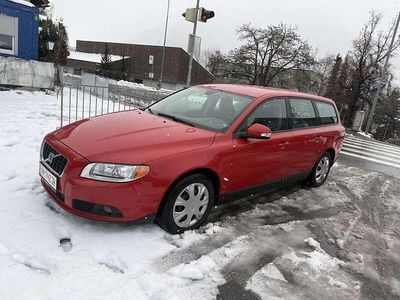 Gebraucht Volvo V70 185 PS (136 kW) 2007 Rot Kombi