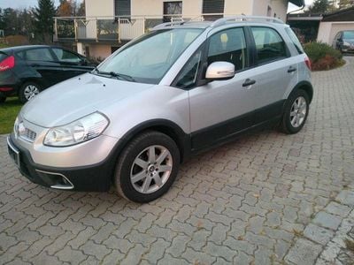 Silber Gebraucht 2012 Fiat Sedici Dynamic SUV | € 5.990 (Etwas zu teuer)