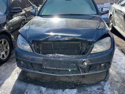 Gebraucht 2007 Mercedes C220 Classic Limousine | € 3.000