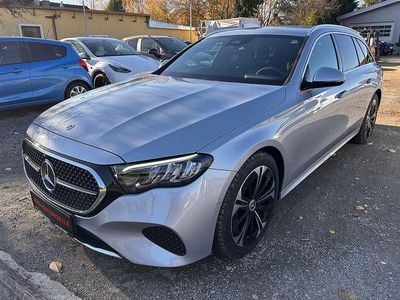 Gebraucht Mercedes E300 Avantgarde 197 PS (144 kW) 2024 Grau Kombi