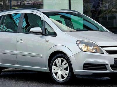 Silber Gebraucht 2006 Opel Zafira Van / Kleinbus | € 3.990