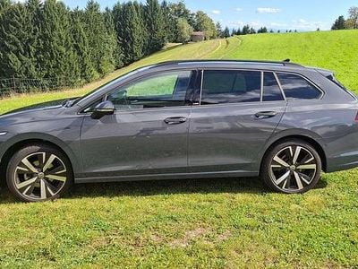 Gebraucht VW Golf VIII Life 116 PS (85 kW) 2025 Grau Kombi