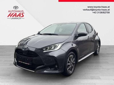 gebraucht Toyota Yaris Hybrid 15 VVT-i Hybrid Lounge Aut. + Technik-Paket