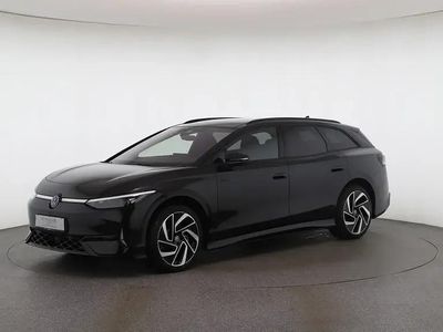 Schwarz metallic Gebraucht 2025 VW ID.7 GTX Kombi | € 67.990