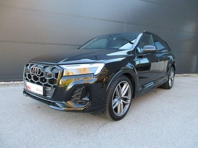 Schwarz metallicperleffektno Gebraucht 2025 Audi Q7 S-Line SUV | € 96.990