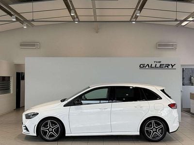 Gebraucht Mercedes B200 AMG line 163 PS (119 kW) 2019 Weiß Van / Kleinbus