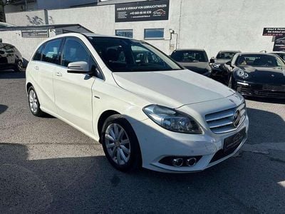 Weiß Gebraucht 2012 Mercedes 200 Kombi | € 7.999