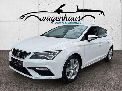Weiß Gebraucht 2017 Seat Leon FR Limousine | € 10.990