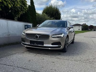 Grau Gebraucht 2024 Volvo V90 Ultra Kombi | € 58.900