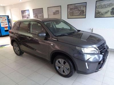 Grau Neu 2025 Suzuki Vitara SUV | € 30.990 (Fairer Preis)