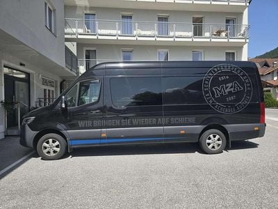 Schwarz Gebraucht 2022 Mercedes Sprinter Van | € 50.000