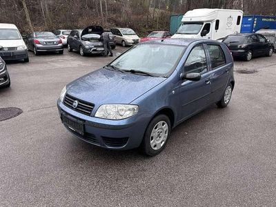 Blau Gebraucht 2004 Fiat Punto Active Limousine | € 3.800