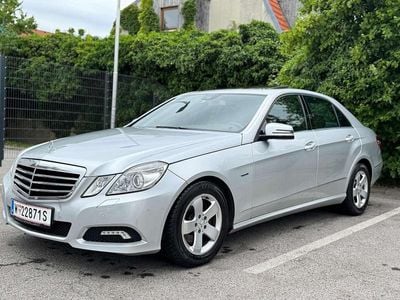 Grau Gebraucht 2010 Mercedes E350 Avantgarde Limousine | € 9.800 (Fairer Preis)